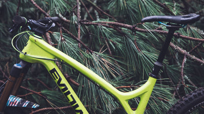 Singletracks Reviews the Bachelor Dropper Post